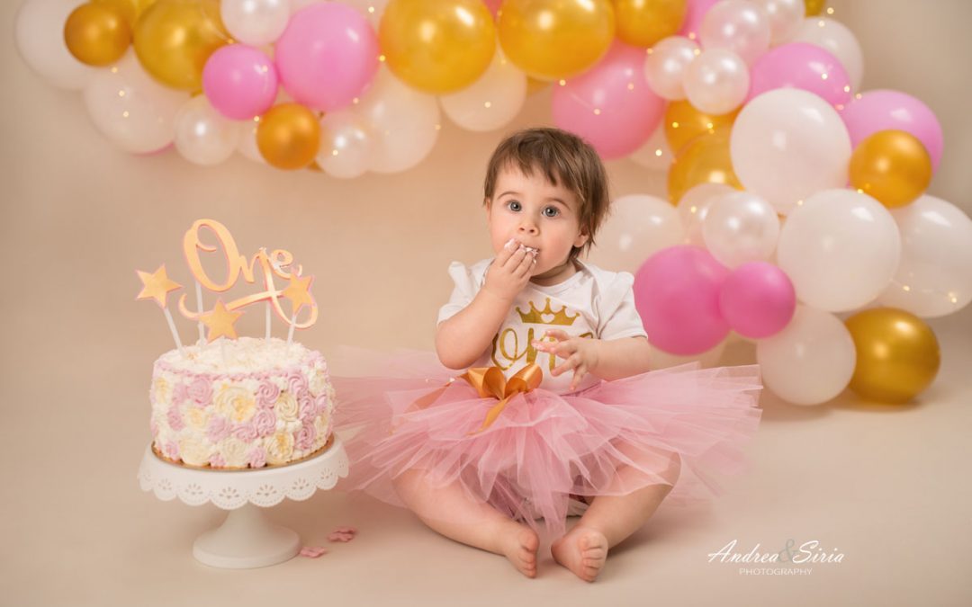 Cake smash con ghirlanda di palloncini